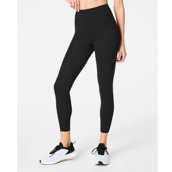 NWOT SPANXshape Booty Boost Black 7/8 Leggings Size S - Picture 2 of 9